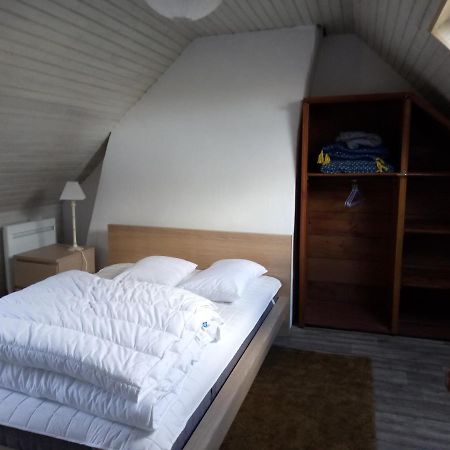 Petite Maison Dans Les Monts D'Arree Ty Coz Commana Екстериор снимка